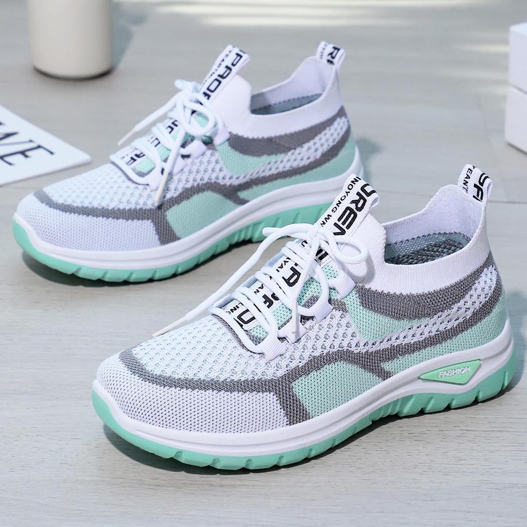 Women's Plus Size Comfortable Flyknit Casual Shoes with Thick Sole and Breathable Mesh, Height-Boosting Design.