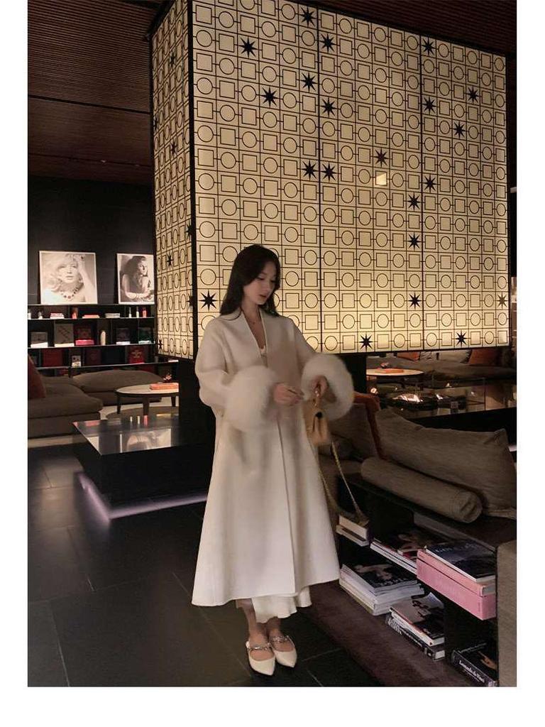 Women's Mid-Length Double-Faced Cashmere Coat with Fox Fur Cuffs for 2025 Autumn/Winter