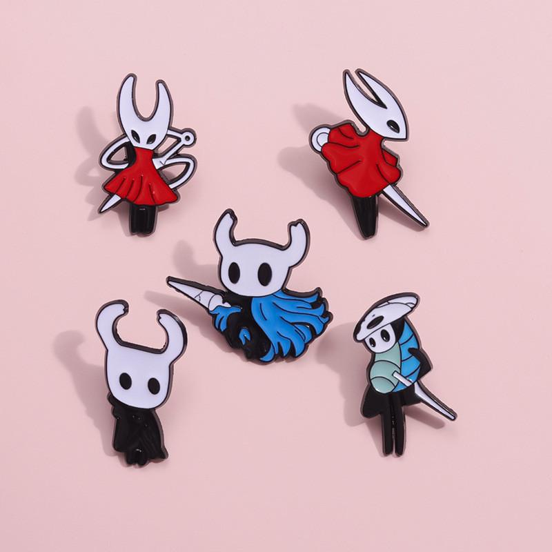 Cartoon Trendy Game Inspired Brooch Artistic Animal Pin For Fashion Enthusiasts