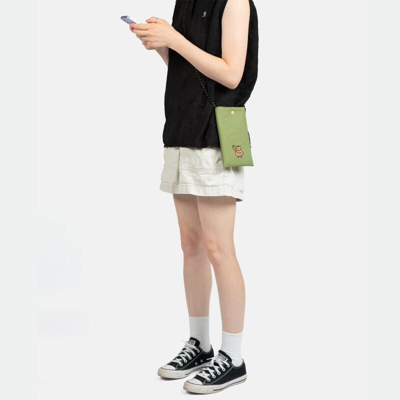 Airy Phone Bag - Squirrel