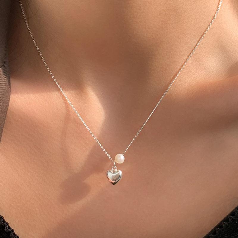 Korean Style Sweetheart Pearl Clavicle Necklace - Trendy Simple Peach Heart Design