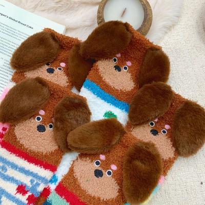 2 Pairs of Random Color Fluffy Coral Thickened Sleep Socks, Mid-Calf, Home Floor Warm Socks for Autumn and Winter, Cute Dachshund Design, Unisex