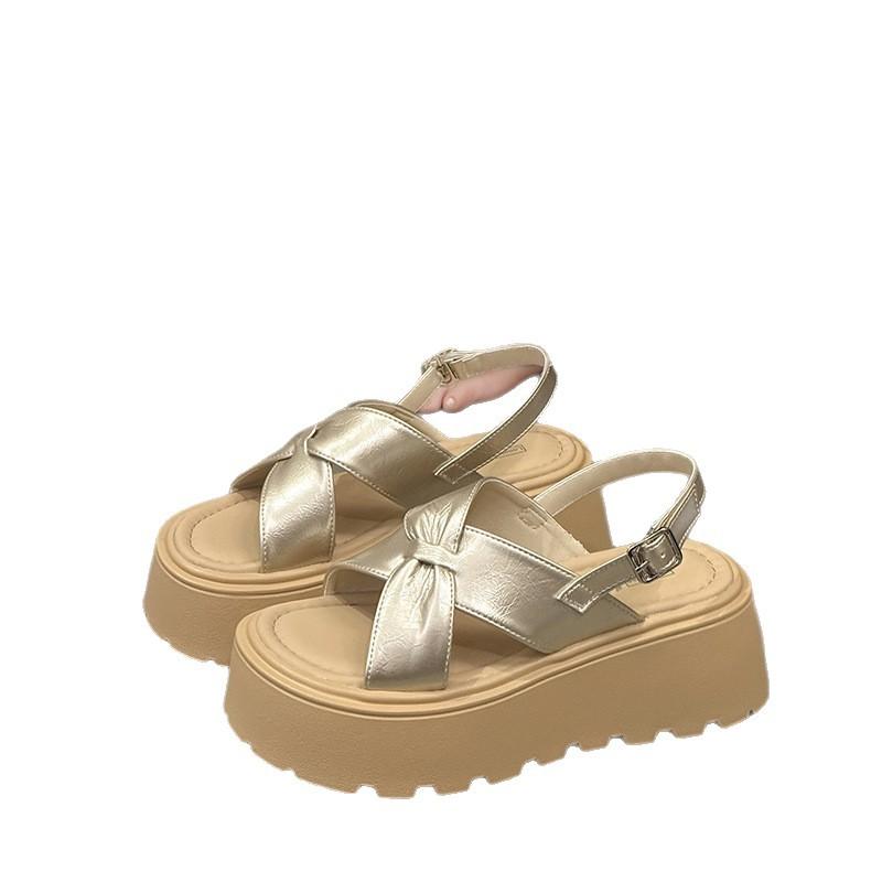 Muffin thick sole heightening Roman sandals women's 2025 new summer wear with skirt small beach shoes