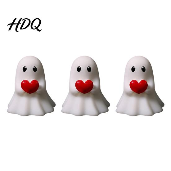 Resin Ghost Sculptures for Shelves 3Pcs Mini Figurines Halloween Decorations Middle Finger And Funny Gifts Friends Heart Ornaments Tiered Trays