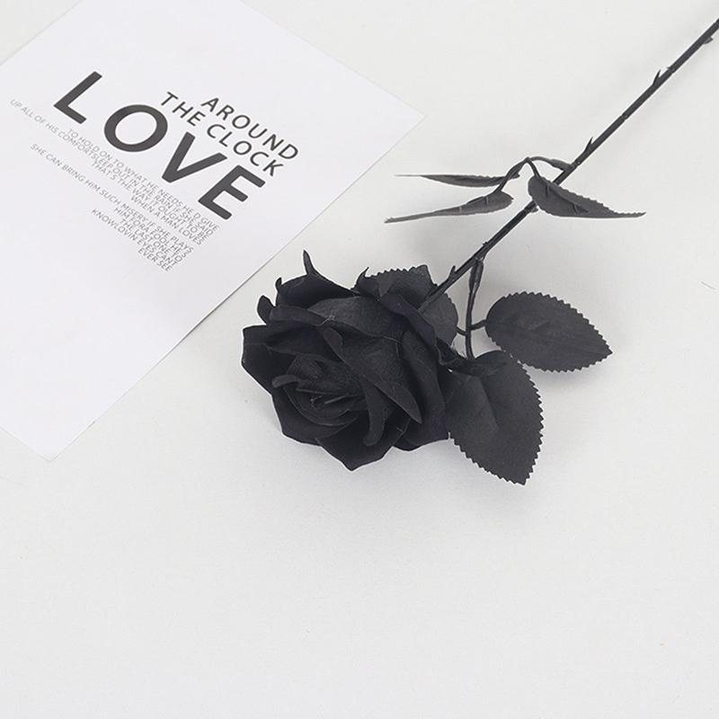 

Хэллоуин Фестиваль призраков Темная серия Чистая черная одиночная роза Ужас Готический стиль Букет Украшение Домашний сад Декор комнаты