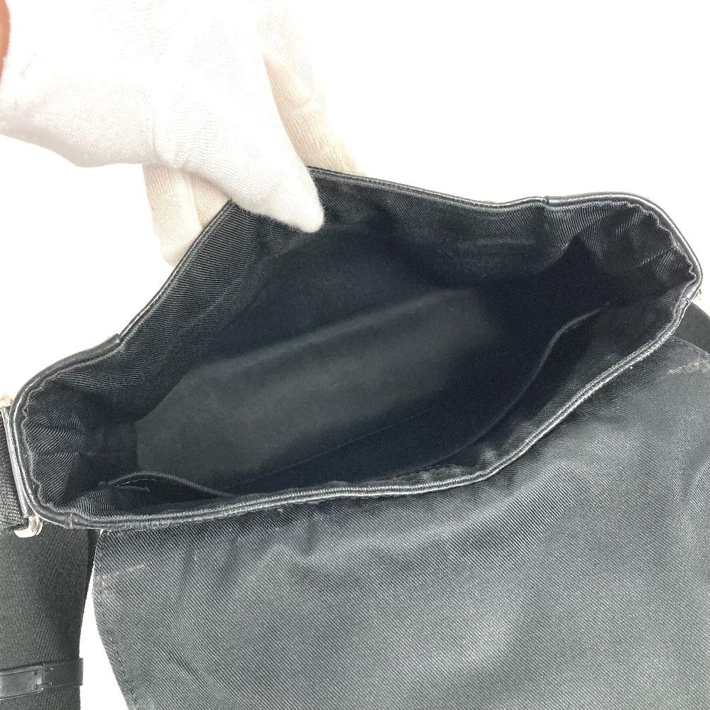 Louis Vuitton  N41028 Damier Graphite District PM NM Crossbody flap Shoulder Bag