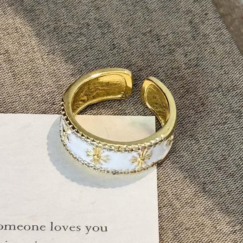 Vintage und Eleganter Farbblock-Inlay Diamantgebürsteter Ring Mode Exquisite Ringe Schmuck Geschenk