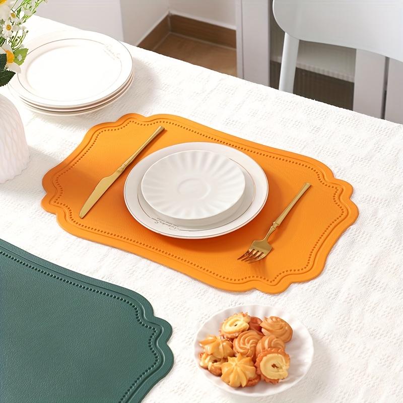 Manteles Individuales de PVC Resistentes al Calor con Bordes Decorativos Festoneados Estilo Nórdico para Decoración Festiva, Fiestas, Comidas Diarias