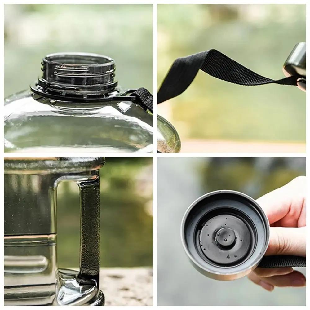 2.2L Sports Water Bottle Large Capacity Training Exercise Drink Bottle with Handle Hand Cranked Bottle Outdoor Gym Gallon Bottle
