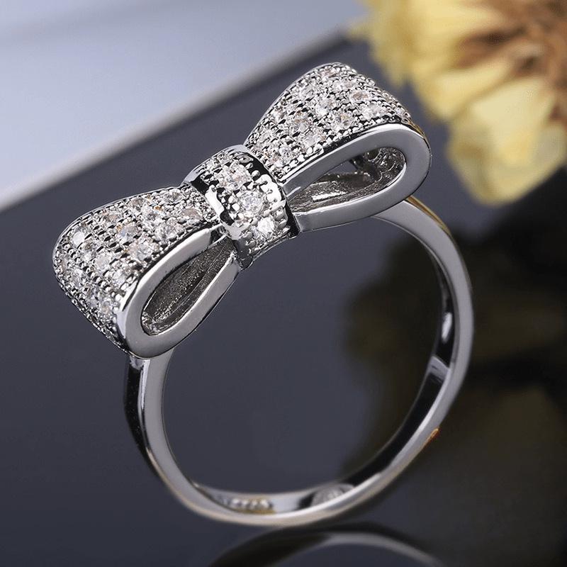 Yun Miao Zircon-Inlaid Bow Ring for Women