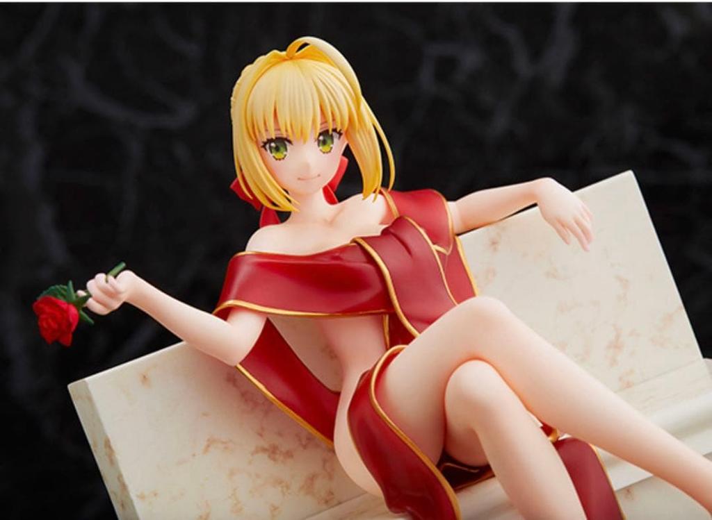 [USED] Fate Saber Bathing Robe Ver. Figure