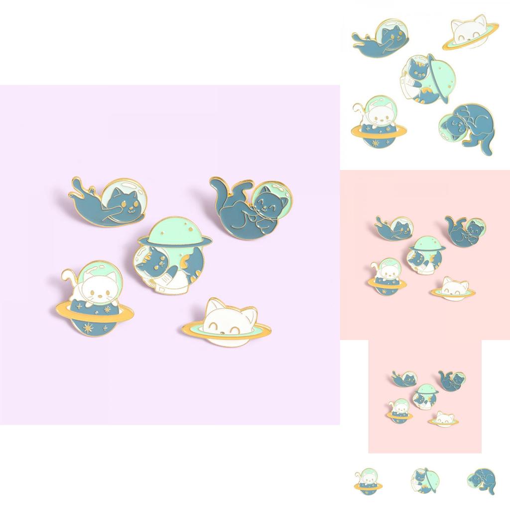 Adorable Cute Cartoon Cat Badge Stylish Space Cat Design Alloy Brooch For Everyone