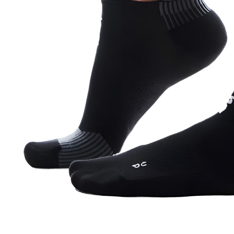 On Ankle Socks Unisex 1 Pack Black 2UF10060106
