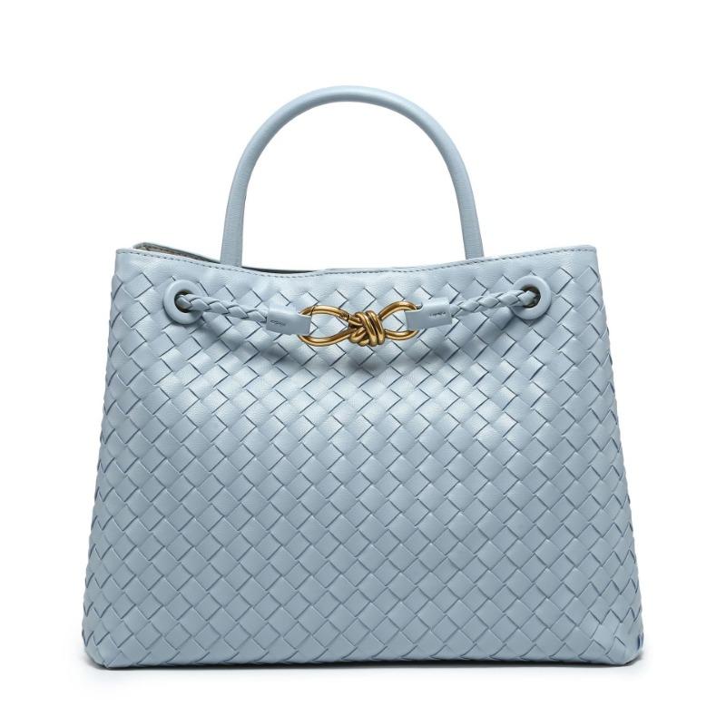 Handmade woven bag Metal butterfly buckle shoulder bag Large capacity handbag Crossbody