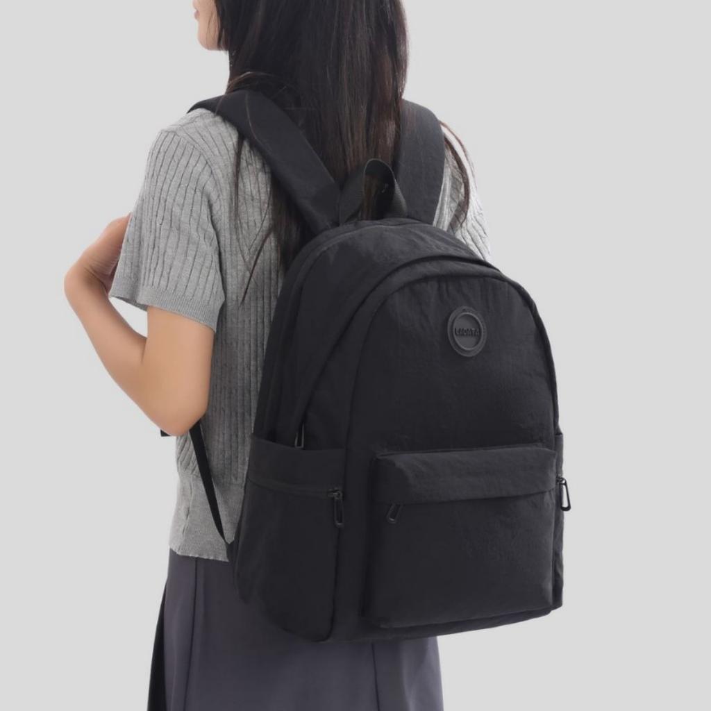 Schoolbag Premium sense casual backpack female college student simple lightweight schoolbag large capacity commuter high quality backpack