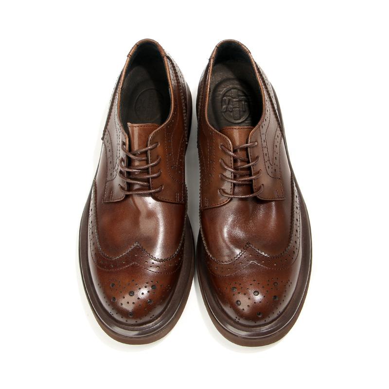 66-7 Brock Gravierte Herrenschuhe Britische Herren Freizeitlederschuhe Retro Modetrend Plateau Muffin Schuhe