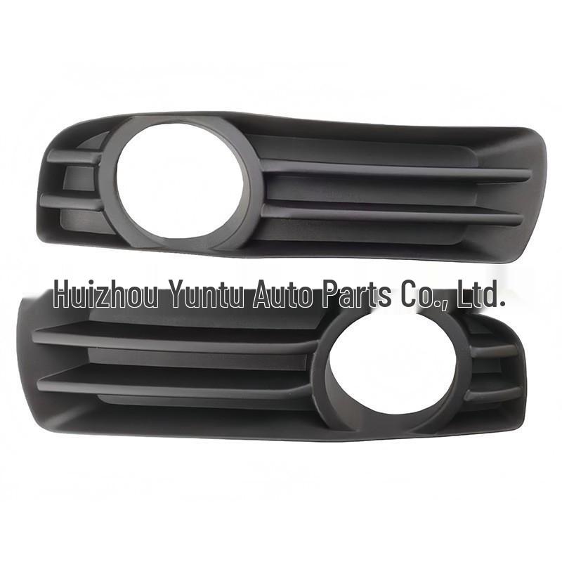 Chrysler 300C Fog Light Bezel Set (Left & Right) for 2005-2010 Models