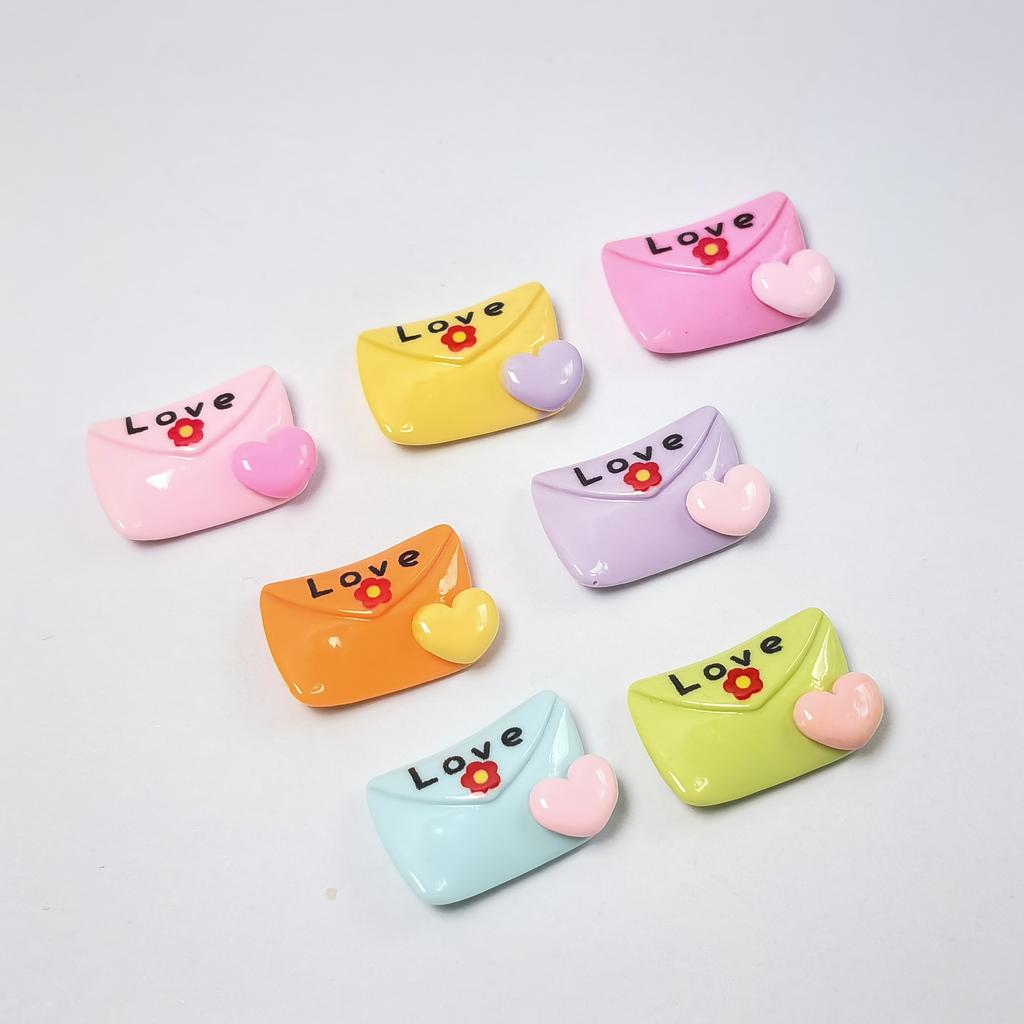 100Pcs Love Envelope Flat Back Resin Cabochons Scrapbook DIY Hairpin Embellishments Charms Accessories Valentine's Day Favors