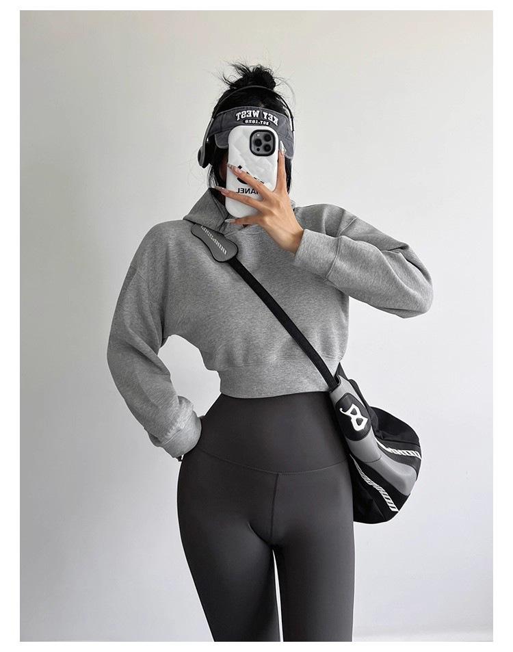 2025 Stylish American Winter Hooded Sweatshirt: Versatile, Loose Fit, High-Waisted, Trendy Top