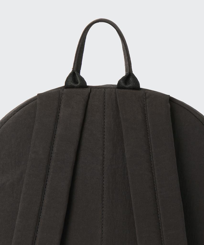 Musinsa Standard Crinkle Round Pocket Backpack [Dark Brown]