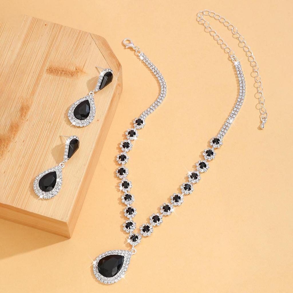 Exclusive Women's Rhinestone Jewelry Set: Necklace, Ring, Earrings