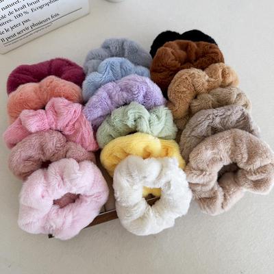 Podzimní/Zimní plyšové gumičky do vlasů - Velké v barvě sladkého mléčného čaje pro ženy