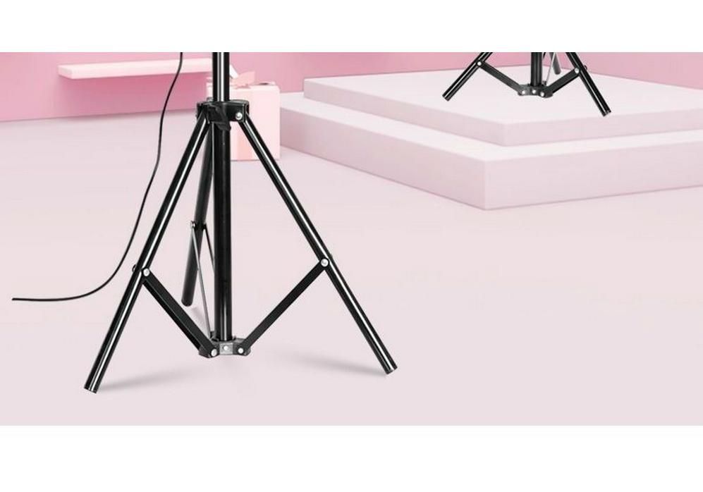 Multi-functional HD Tripod with Beauty Light for Mobile Live Broadcast