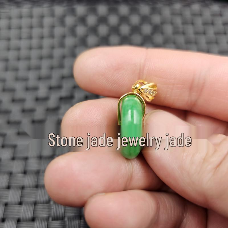 Emerald Green Jade Buckle Pendant Necklace & Earring Set