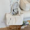 Polka Dot Tote Bag Korean Fashi Large Capacity Shoulder Bag Magnetic Clasp Handbag Casual Versatile Commuter Bag Star Pendant
