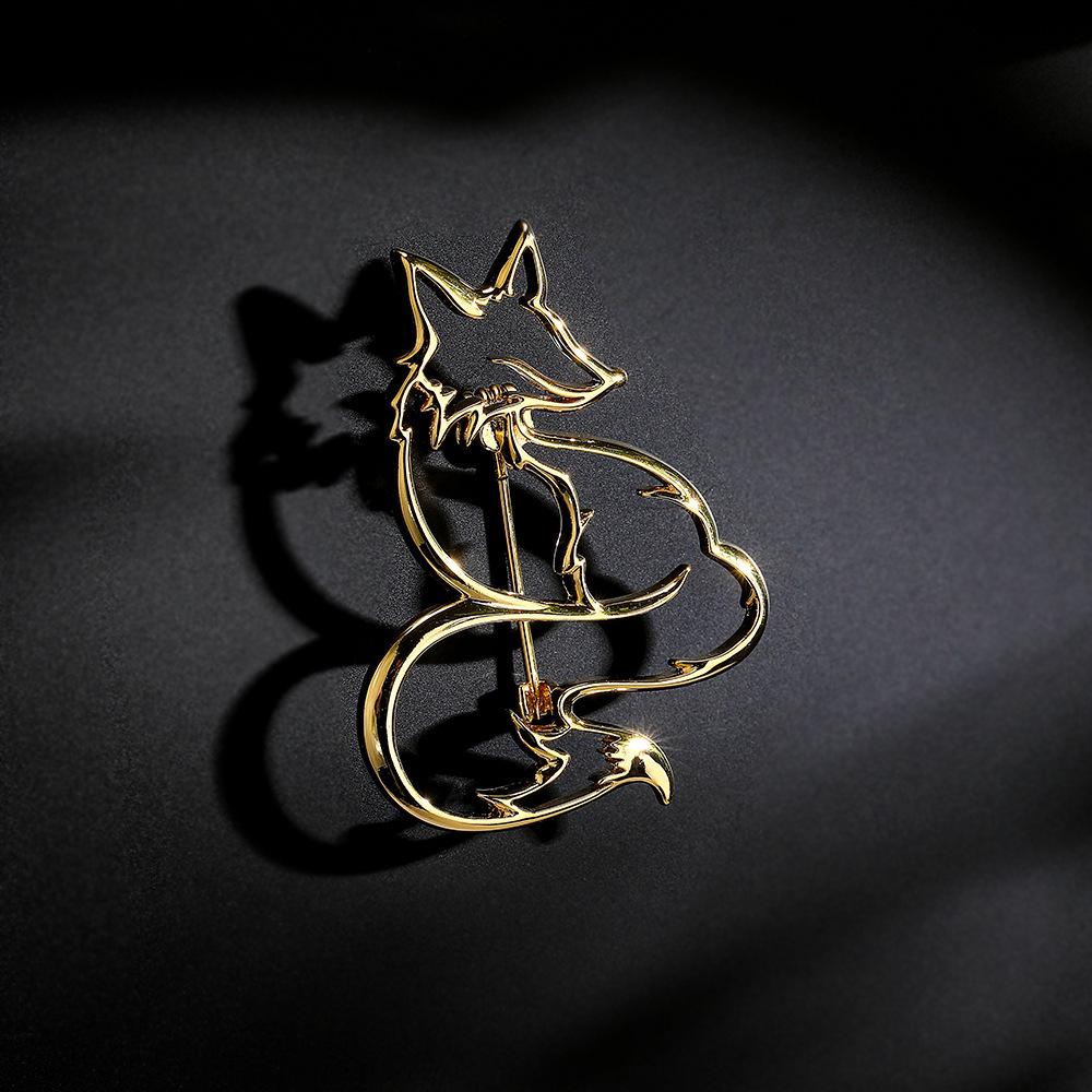 Simple hollow fox brooch women's high-end exquisite fashion suit sweater accessories elegant personality brooch pin