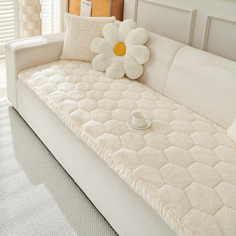 Thickened Warm Sofa Cover Fabric New Autumn And Winter Anti Slip Sofa Cushion Cover One-Piece Laying Skin Friendly Cream Style