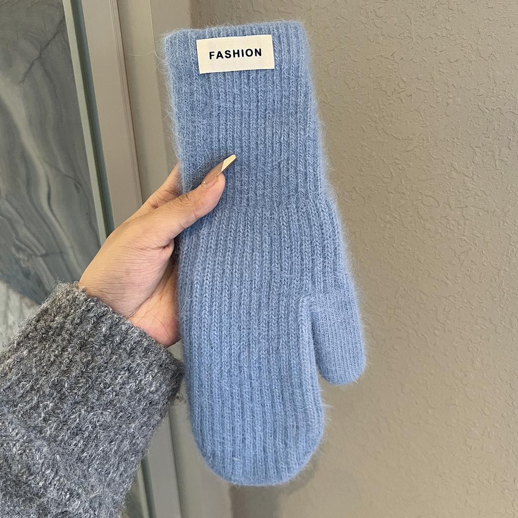 Solid color knit wool gloves winter women's 2025 new velvet warm windproof cold student riding tide
