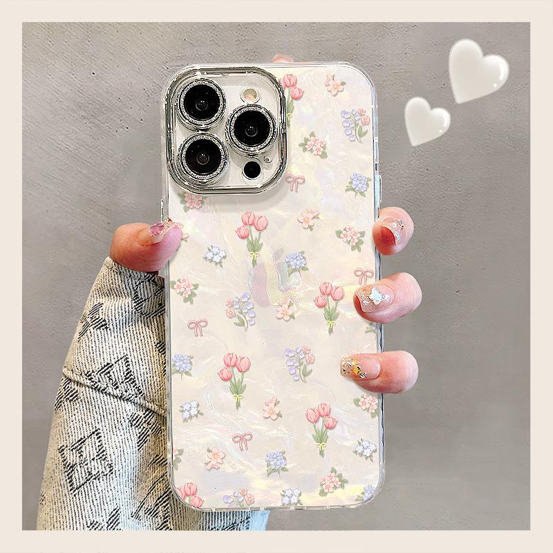ins tulip bracelet is suitable for Apple 17promax mobile phone case iphone16 series 15 spring and summer small fresh