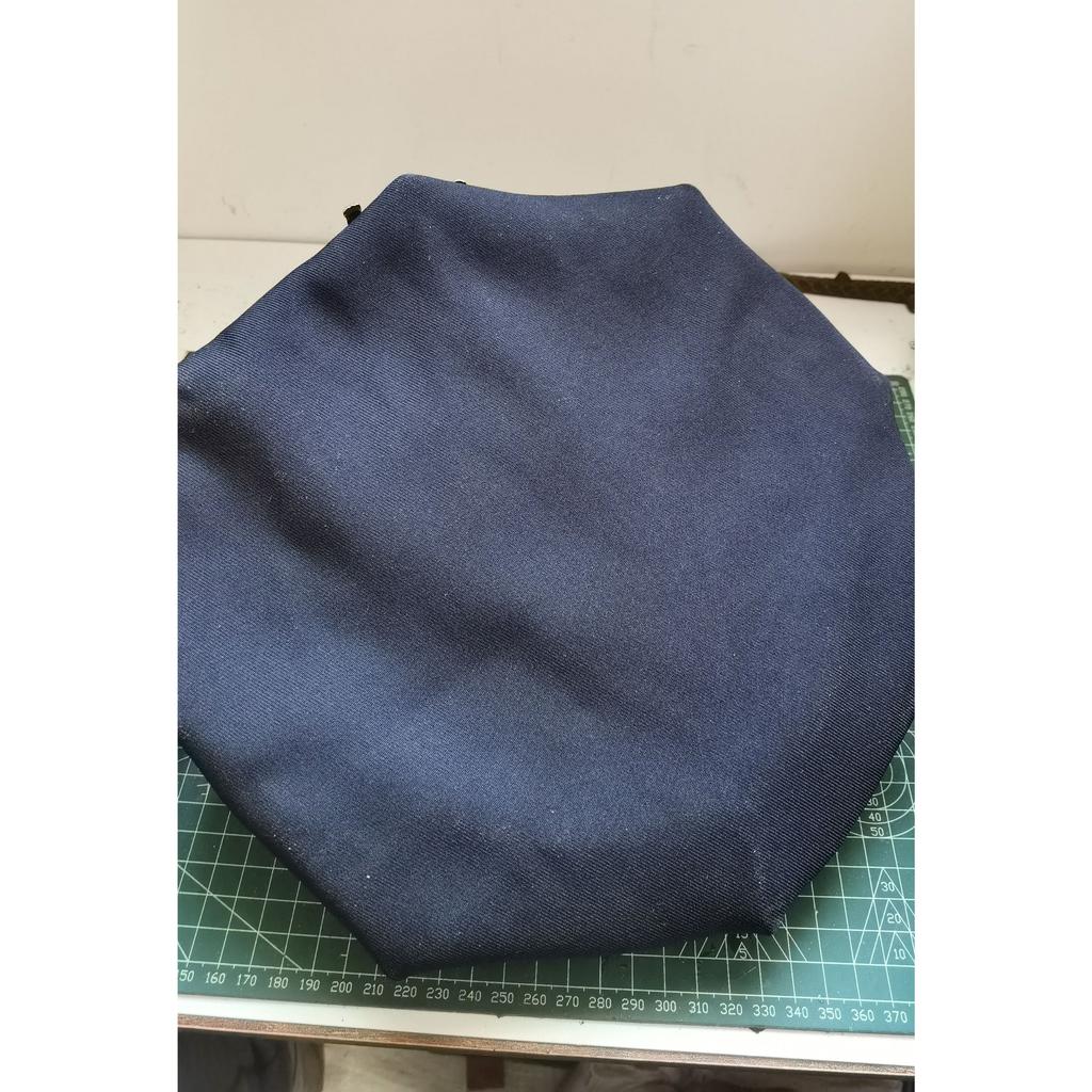 Pălărie octogonală New York cu un set de insigne aurii pentru pălărie