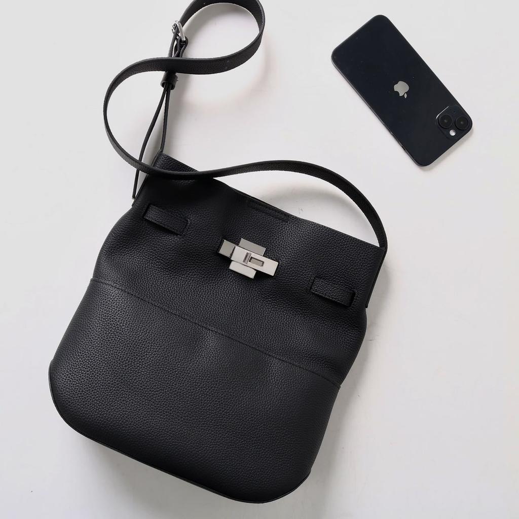 Kopfschicht Rindsleder Eimer Tasche Leinwand Große Kapazität Einfach Pendeln Vielseitig Crossbody Einzelne Schulter
