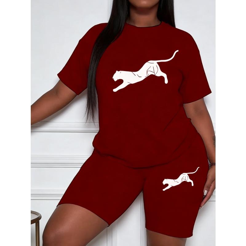 Nuovo stile estivo outfit sportivo da donna - set casual T-shirt e pantaloncini - abbigliamento da donna - outfit stile corto