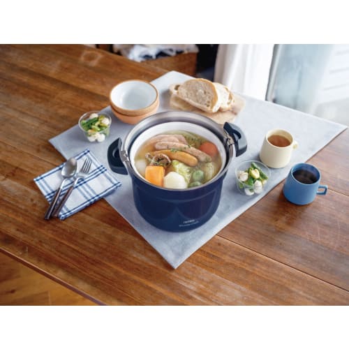 Thermos Vacuum Heat Insulation Cooker Shuttle Chef 4.3L (For 4 To 6 People) Navy Cera Protect Coat KBJ-4502 NVY