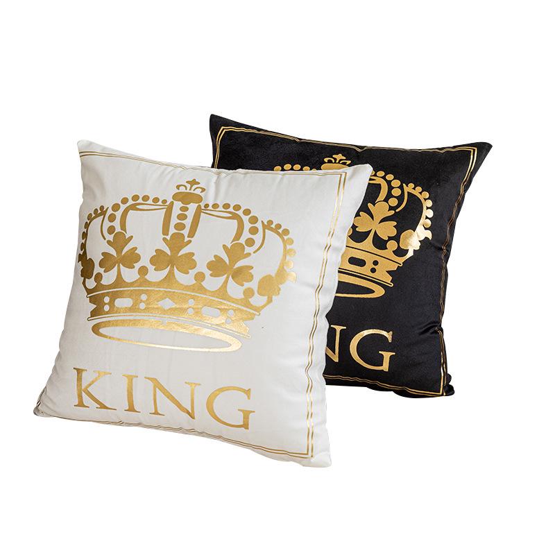 Funda de almohada de felpa con estampado de corona en blanco y negro - Funda de cojín para sofá
