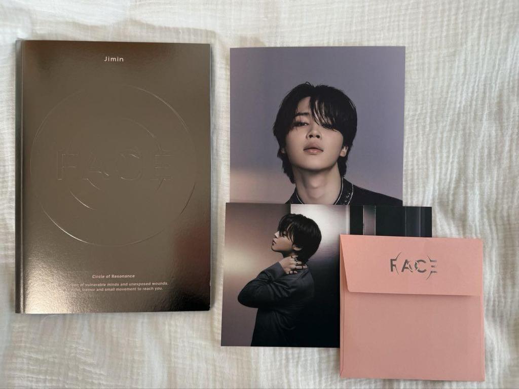 [USED] BTS Jimin FACE 2-piece Set with Trading Card and Bonus