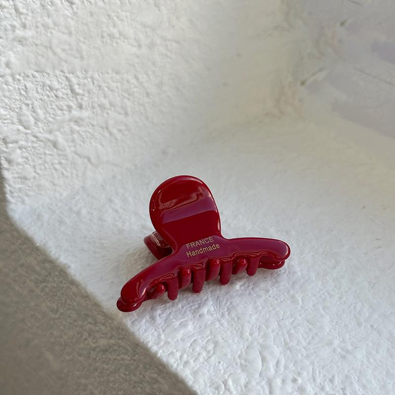 

Gold Label Korean Style Acetate Texture Claw Clip - Cute, Small, Age-Reducing, Perfect for Bangs and Side Bangs.