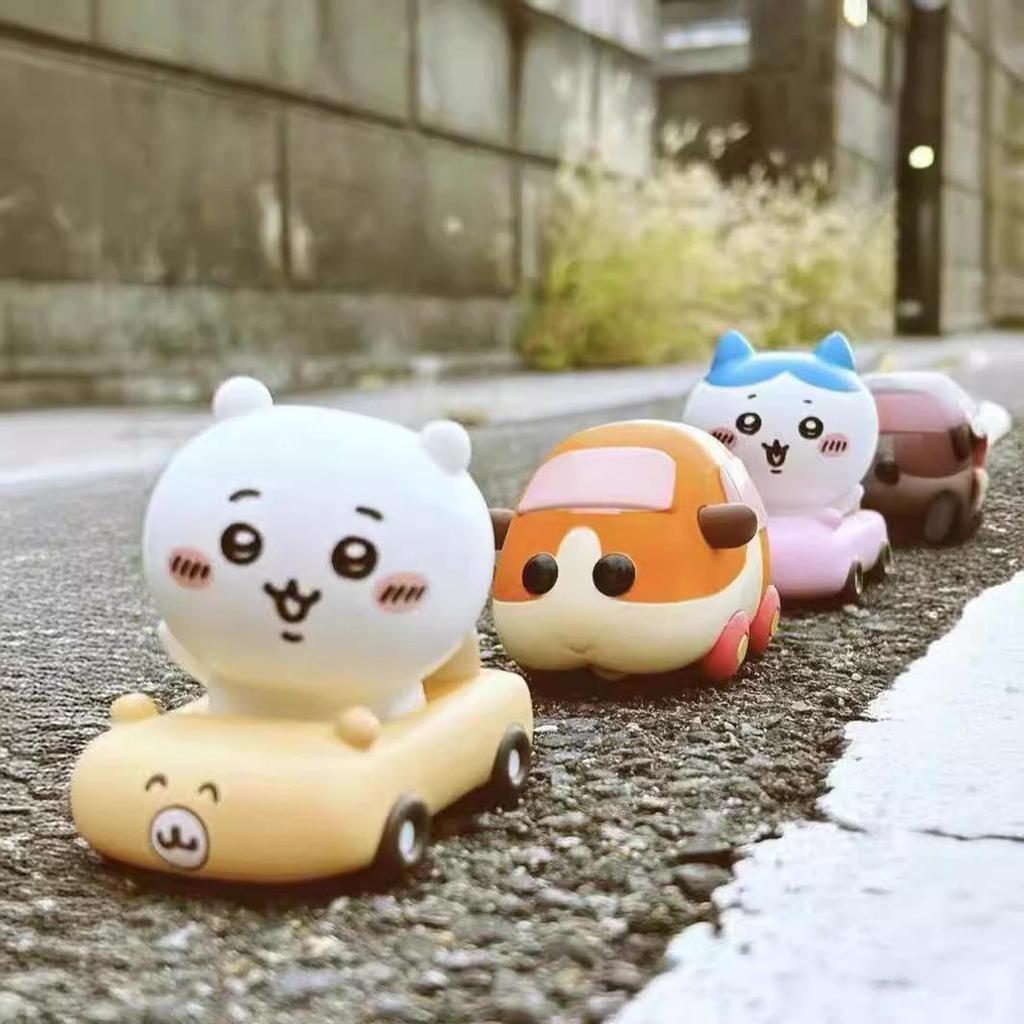 Cartoon Chiikawa Self-Deprecating Bear & Usagi Figurines - Blind Box Decorative Collectibles.