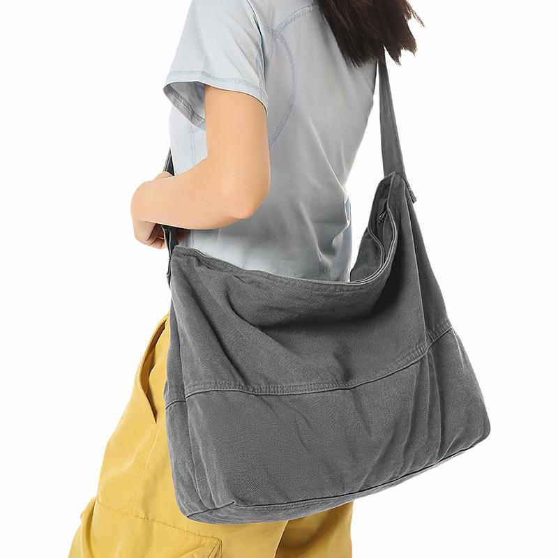 The Bags Family Women's Green Lazy Wind Large Capacity Messenger Bag Washed Canvas Bag Retro Wear-Resistant Shoulder Bag Class Book Backpack