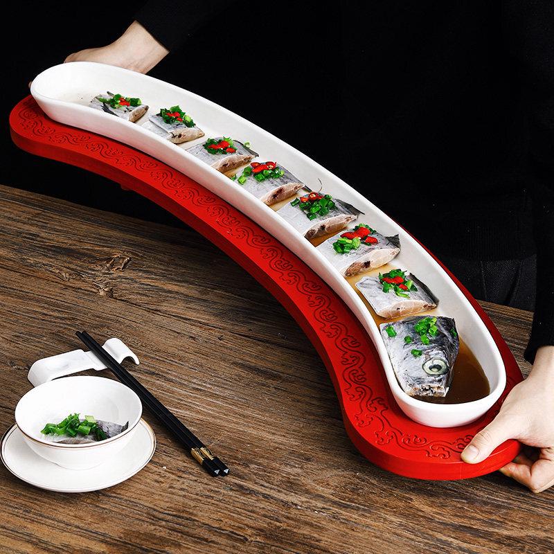 Creative Ceramic Curved Fish Platter with Wood Stand