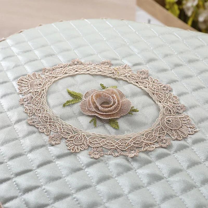 Σετ Τριών Τεμαχίων Τουαλέτας Golden Velvet 4 Εποχών Δαντελωτό Ύφασμα Στυλ Φερμουάρ Υψηλής Ποιότητας Μαξιλάρι Καθίσματος Τουαλέτας Κάλυμμα Μαξιλαριού Καθίσματος Τουαλέτας