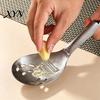 Leichtes Utensil für Picknick 5-in-1 Edelstahl-Schlitzlöffel, Multifunktions-Küchenwerkzeug mit Reibe, Sieb, Anti-Rutsch-Griff Kochlöffel