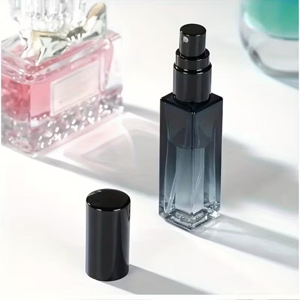 5ml / 10ml / 20ml perfume spray bottle vacuum glass atomizer, which can be refilled with original liquid and stored for travel.