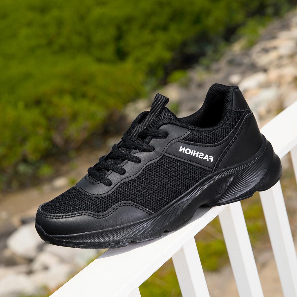 All black sports shoes, mesh breathable casual shoes, not tired after standing for a long time, soft-soled non-slip running shoes