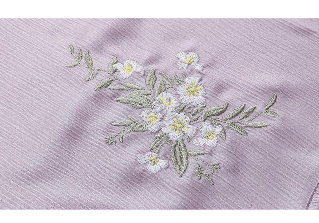 Elegant Embroidered T-Shirt for Middle-Aged & Elderly Women - Summer Seven-Sleeve, Comfortable & Loose Fit