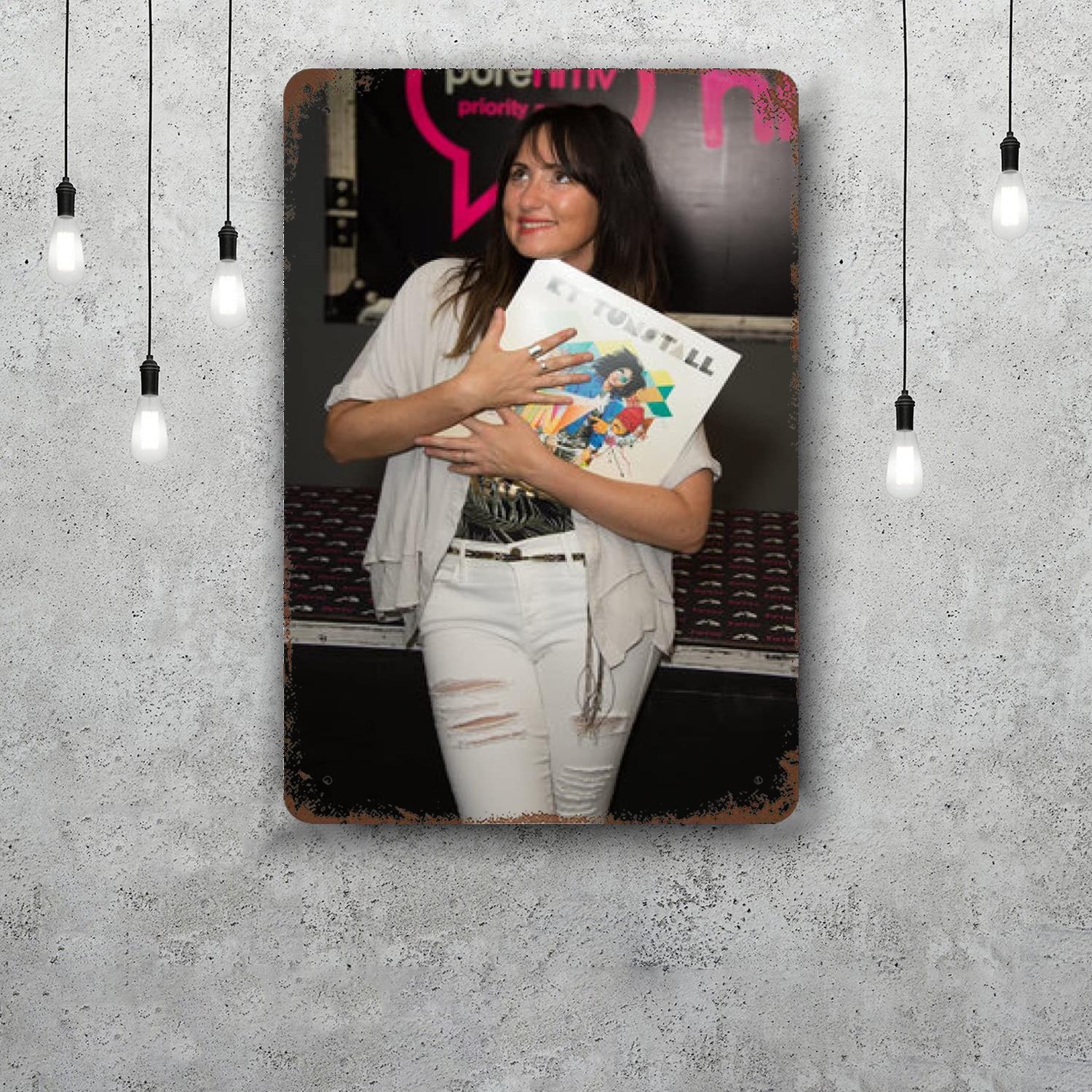 

KT Tunstall Metal Signs wall decor Vintage Tin Signs Captain Metal Poster Decor for Bar Pub Club Wall Decoration 20x30cm（7.8x11.8inch）
