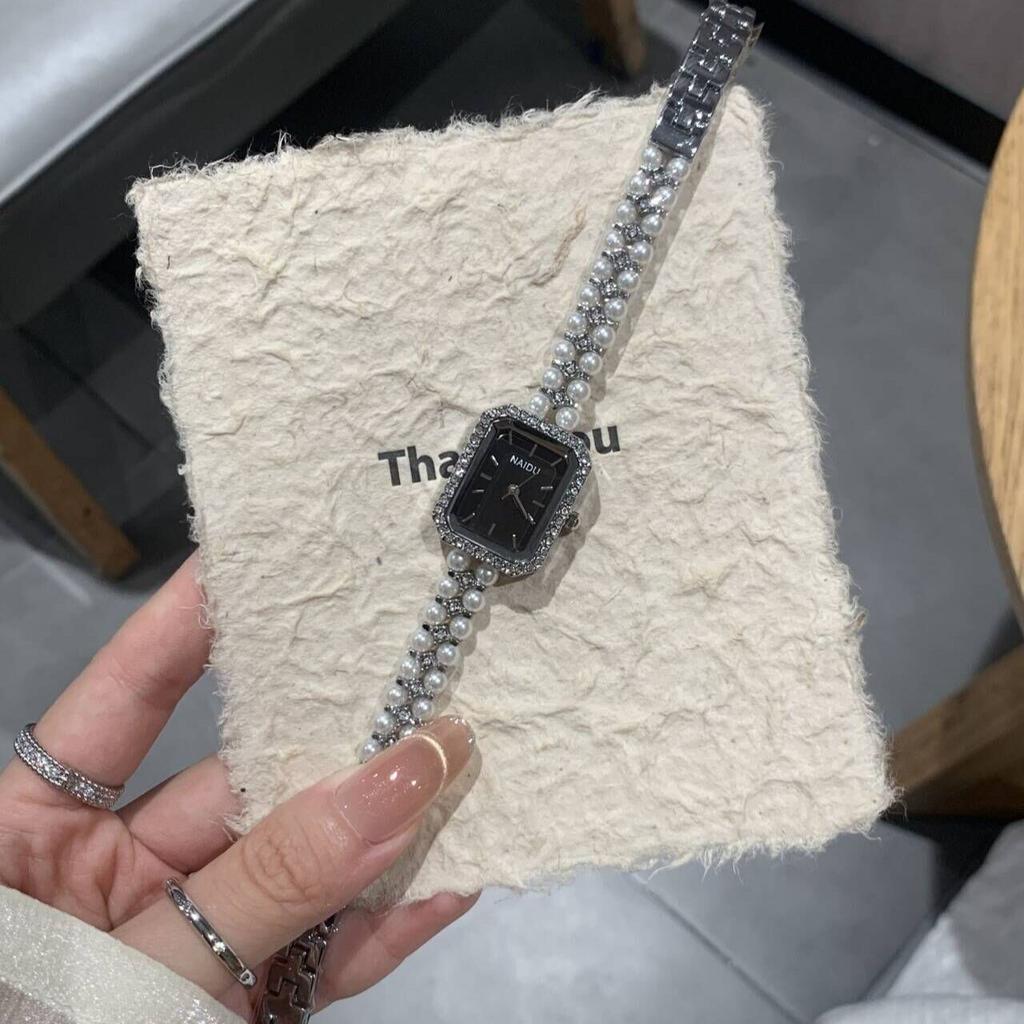 2025 New Pearl Chain Black Gold High-end Watch Square Dial Niche Quartz Watch Temperament Fashion Women's Watch